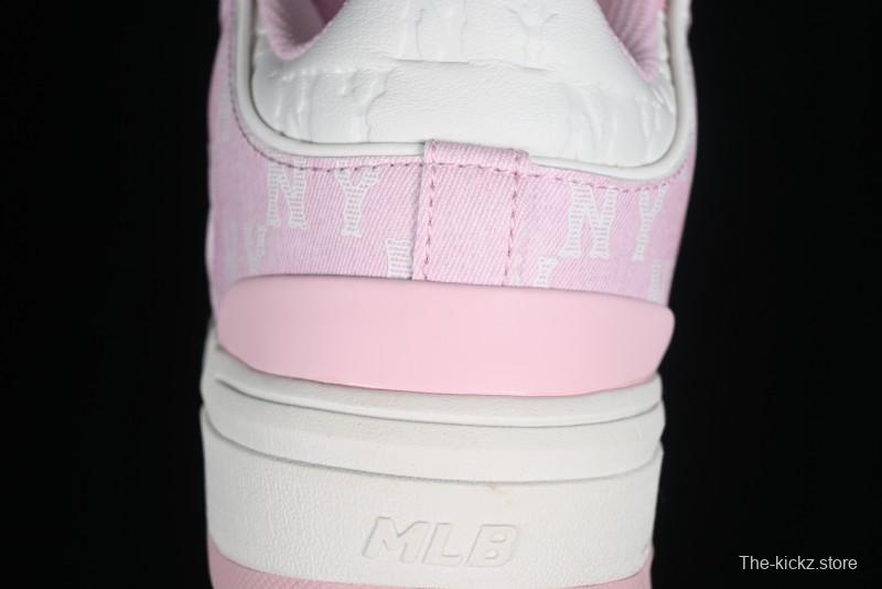 MLB NY Chunky Liner New York Yankees Velcro Print Logo Lightweight Platform Casual Sneakers - 3ASXCMM4N50PKS