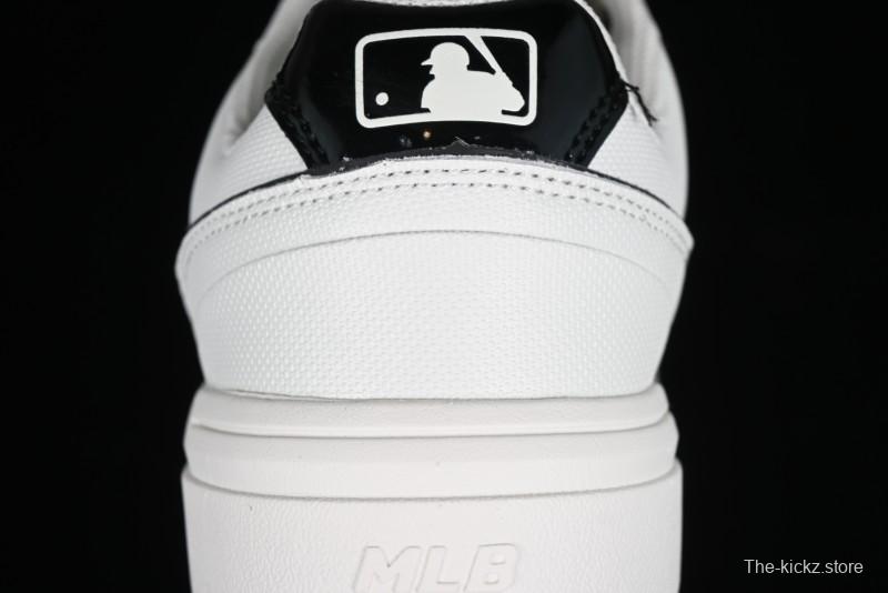 New York Yankees Chunky Runner Basic Lace-Up Lightweight Casual Sneakers - 3ASXCBS4N50WHS