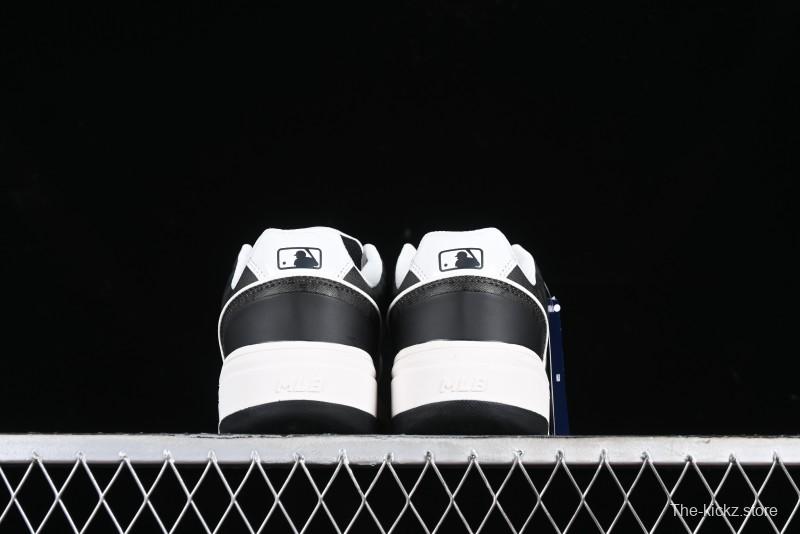 MLB NY Yankees Chunky Liner Classic Monogram Lightweight Platform Sneakers with 6cm Height Boost - 3ASXCMN4N50BKS