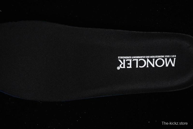 Moncler Trailgrip GTX Mountain Outdoor Shoes with Anti-Tear Material - M00240M3457