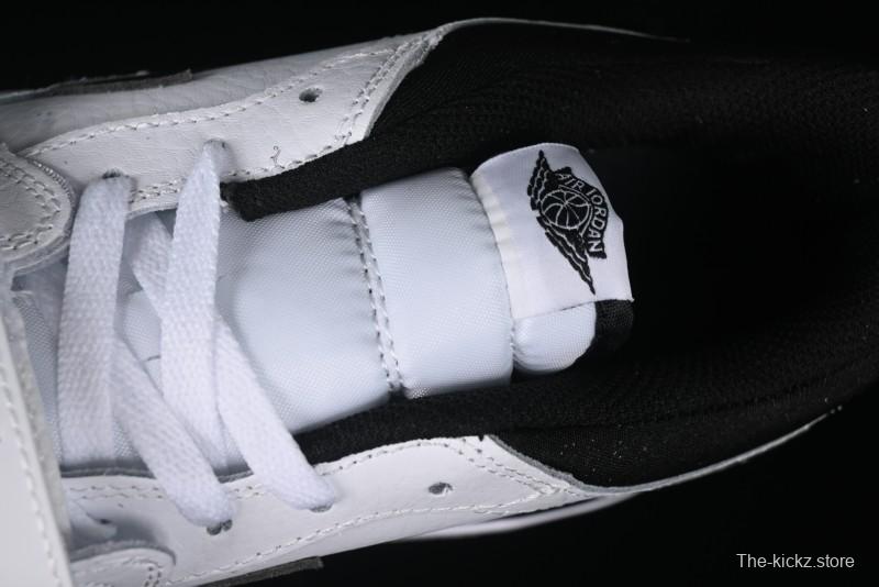 Nike Air Jordan Legacy 312 Low Sneakers with Velcro Strap and Triple Design - HV1811-101