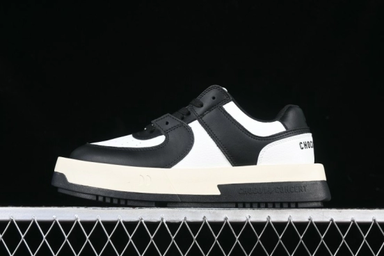 Choco Concert Leather Round Square Asymmetric Fashion Sneakers Black White - AJE5