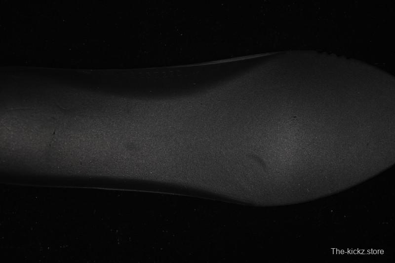 Off-White Be Right Low-Top Lifestyle Sneakers in Grey Orange - X.E5