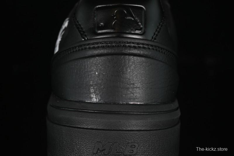 New York Yankees MLB Chunky Liner Custom Platform Sneakers - 3ASXCA12N50WHS