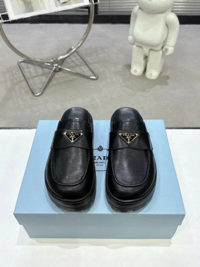 2025 Women Prada Black Leather Loafers