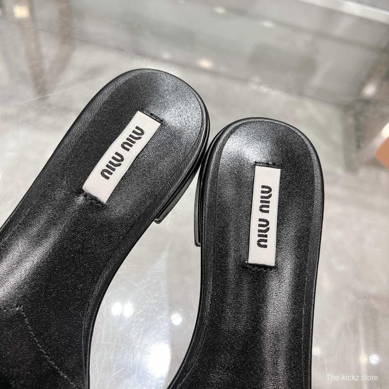 2025 Miumiu Black Leather Slippers KFY00250