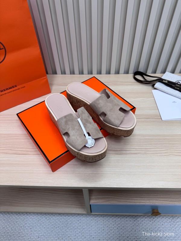 2025 Women Hermès Beige Suede Slip-On Sandals