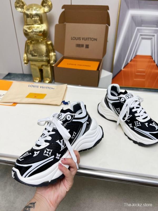 2025 Unisex Louis Vuitton Black White Fabric Leather Sneakers LY00340(F)/LY00341(M)