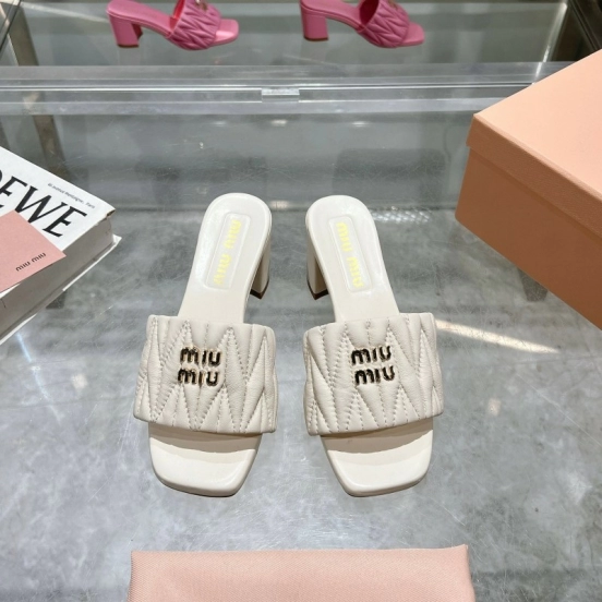 2025 Women Miu Miu White Sheepskin Sandals Embroidered KFY00250