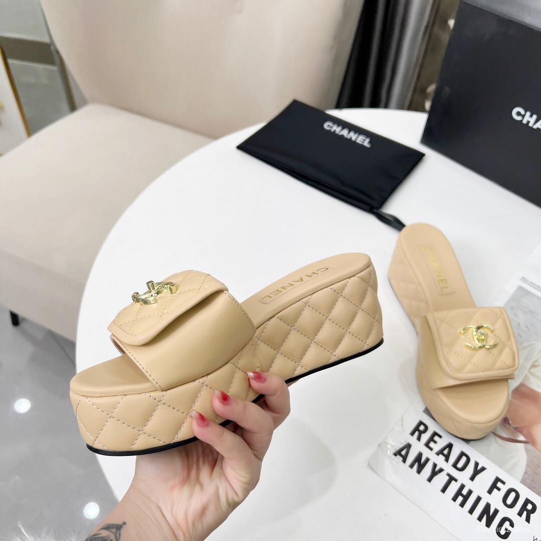 2025 Women Chanel Beige Leather Platform Slide Sandals