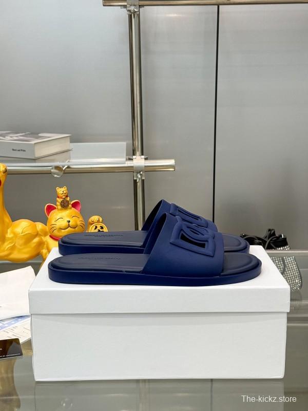 2025 Men Dolce & Gabbana Blue Leather Slippers KFY00150
