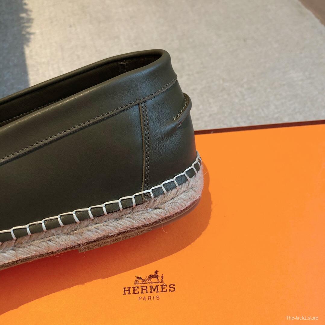 2025 Unisex Hermès Dark Green Calfskin Loafers AS00380