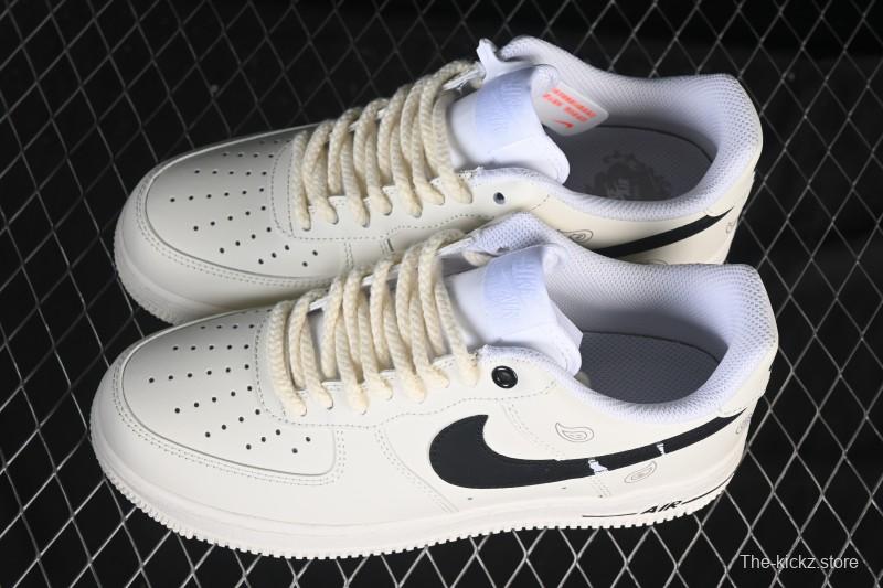 Nike Air Force 1 '07 Low Casual Sneakers in White Black - ZH0318-128