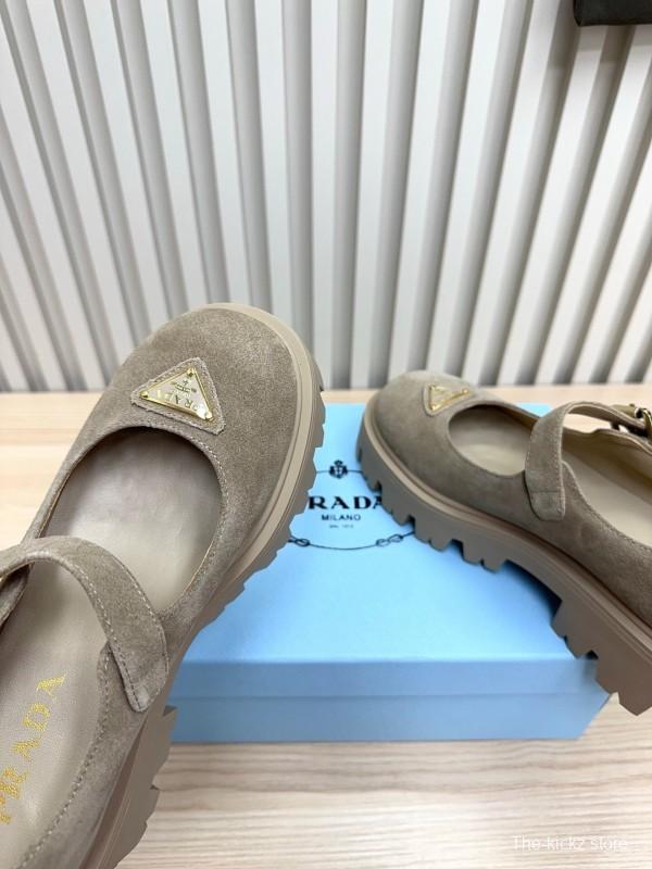 Prada 2025 SS Platform Mary Jane Shoes - LY00300