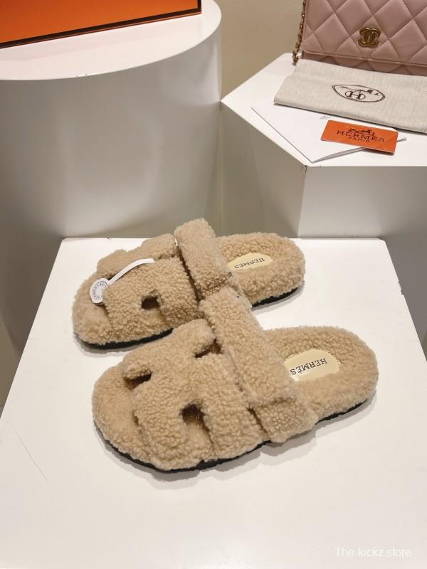H Full Straight Hair Grain Fur Slippers - LY00300