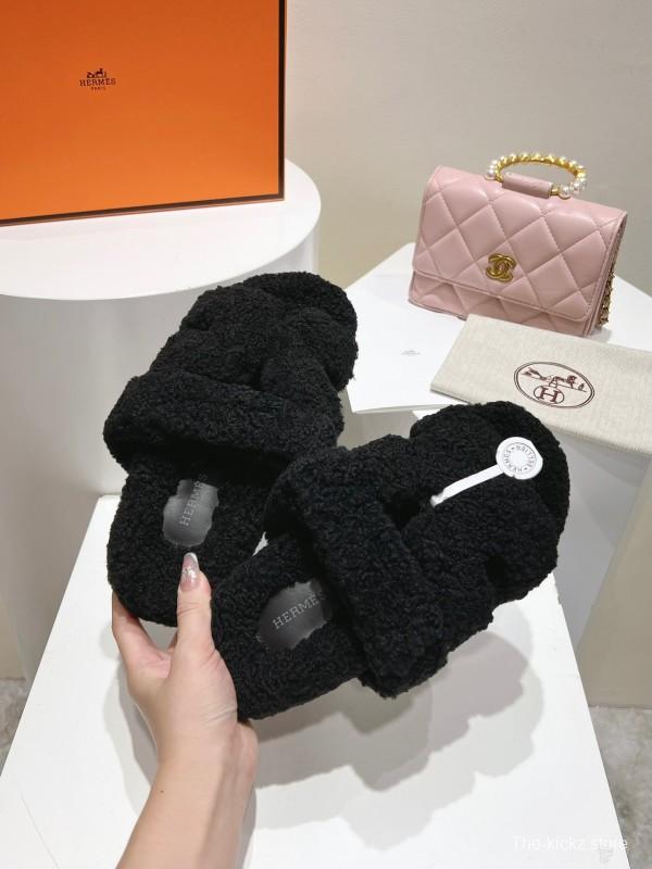 H Love Erjiu Full Wool Slippers with Wavy Fur Design - LY00270