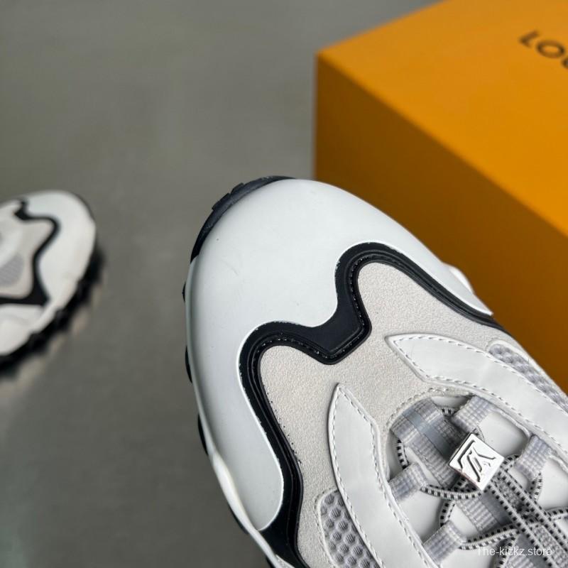 LV RUSH Calfskin Metal LV Circle Accessory Slip-Resistant Low-Top Casual Lifestyle Shoes - YC